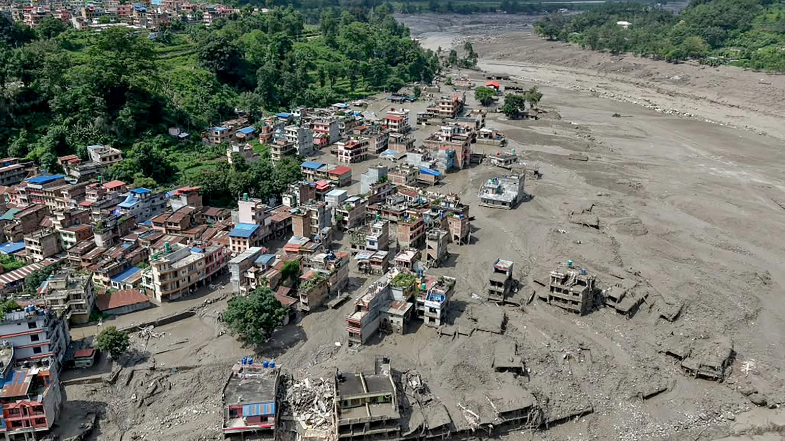 बाढीमा अझै ४ हजार २१६ बेपत्ता, मृतक १ हजार २५२ पुग्यो